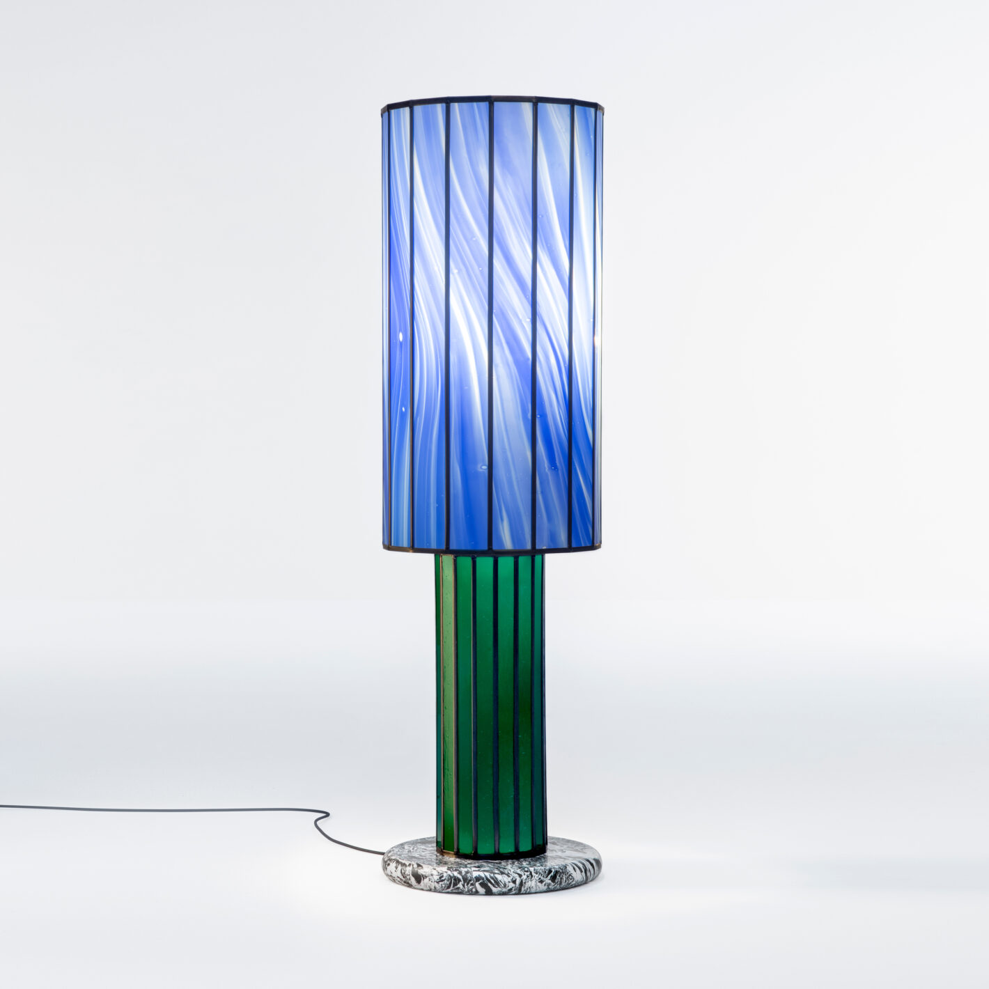 Maarten de Ceulaer x Atelier Mestdagh Stained Glass Floorlight picture by Laila Pozzo per Doppia Firma 1