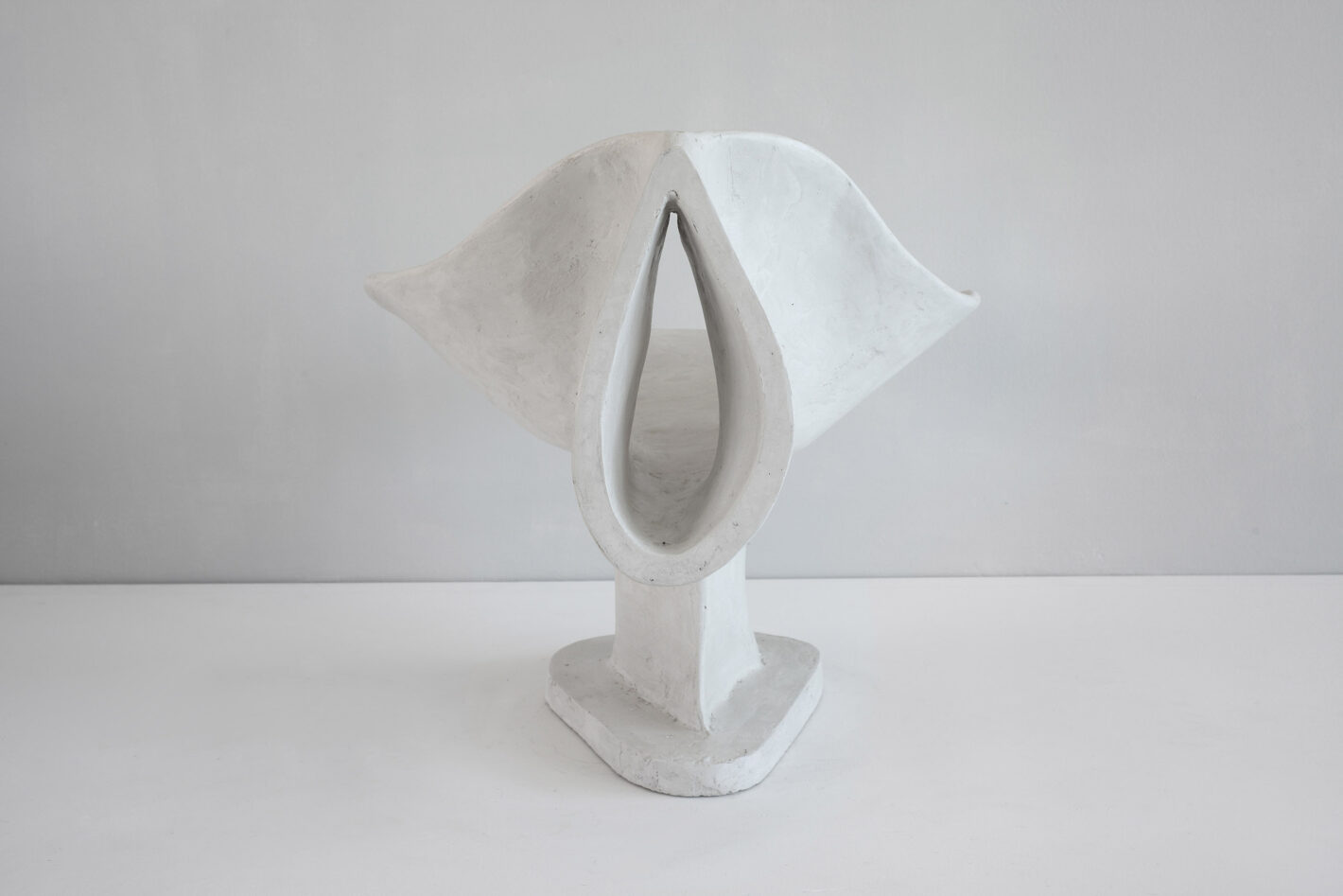 Voukenas Petrides Splayed Tear Tube Chair 2018 Courtesy of Gerasimos Domenikos for Gallery FUMI 1