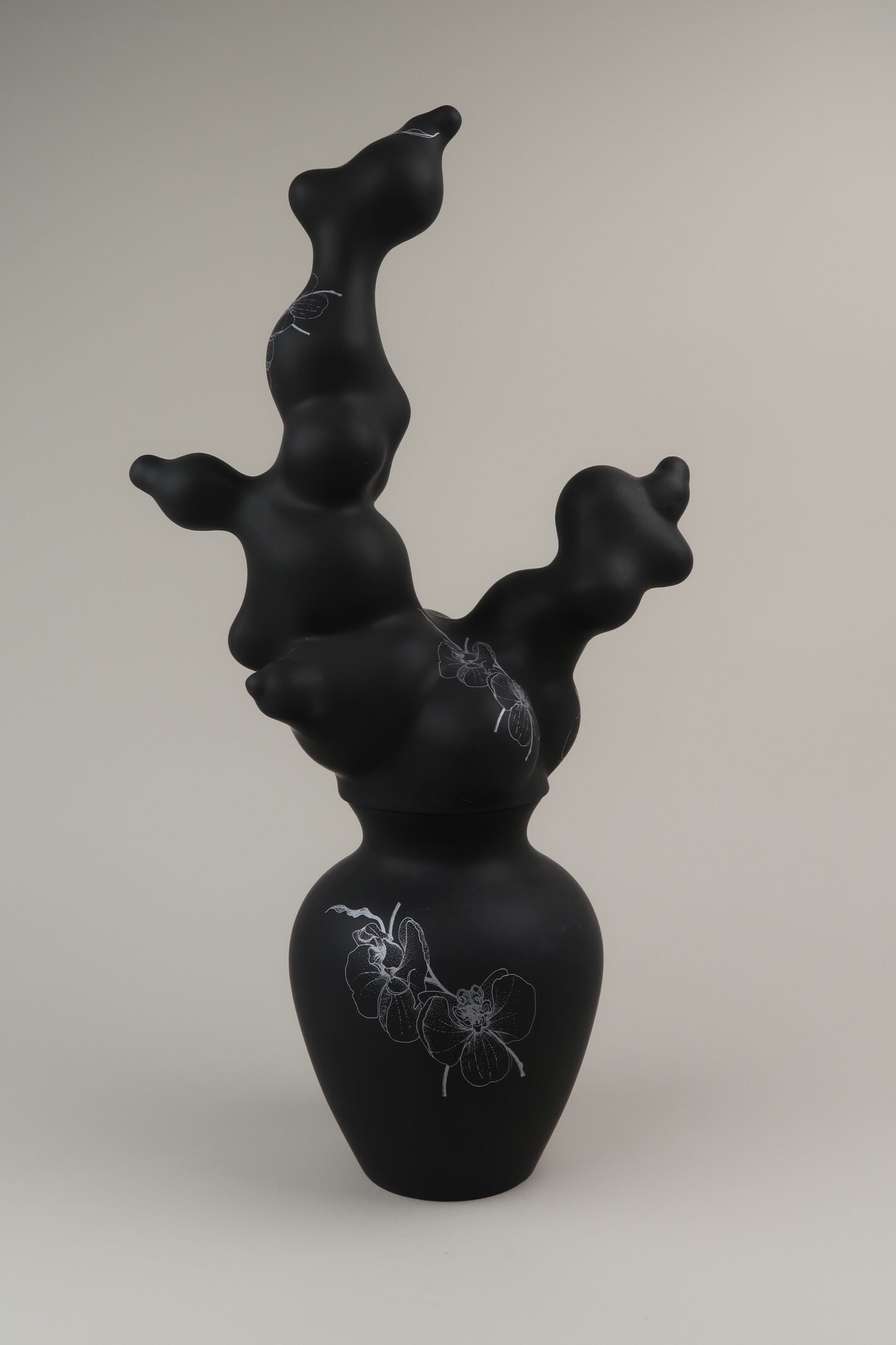 Wieki Somers blossom black