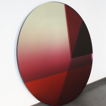 Sabine Marcelis co designer Brit van Nerven Seeingglass big round 4 aubergine