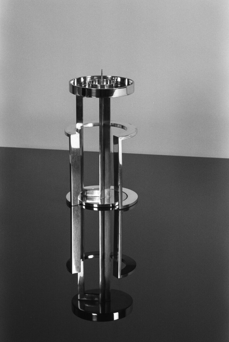 Tim Onderbeke, Chiaroscuro I, 2021 (Pieter De Bruyne, candlestick, 1985, gold and silver-plated metal, 29 × 15.8 cm | Collection Design Museum Gent)