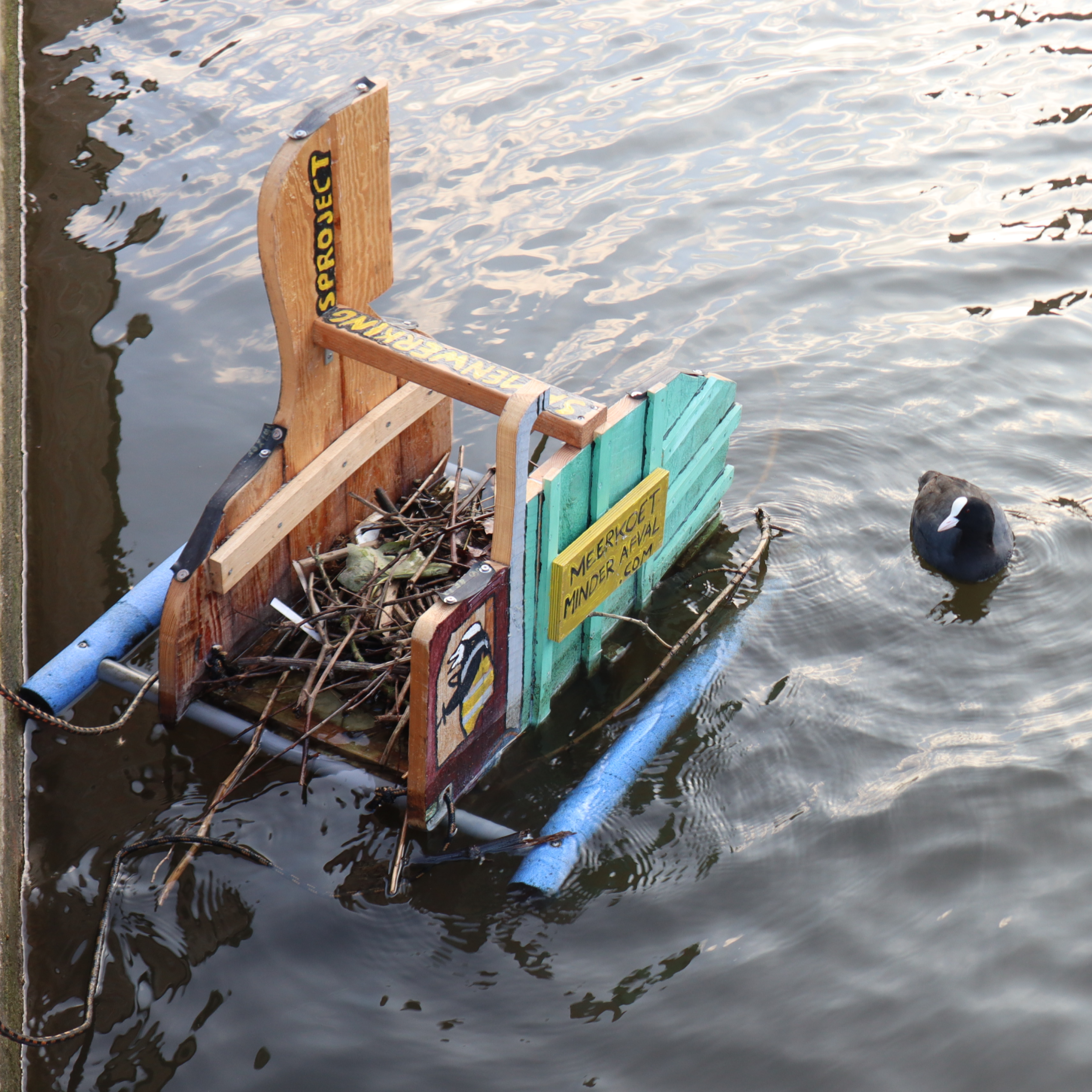 Jaron Vandevelde, Meer koet, minder afval + Woodwormdesign, 2025